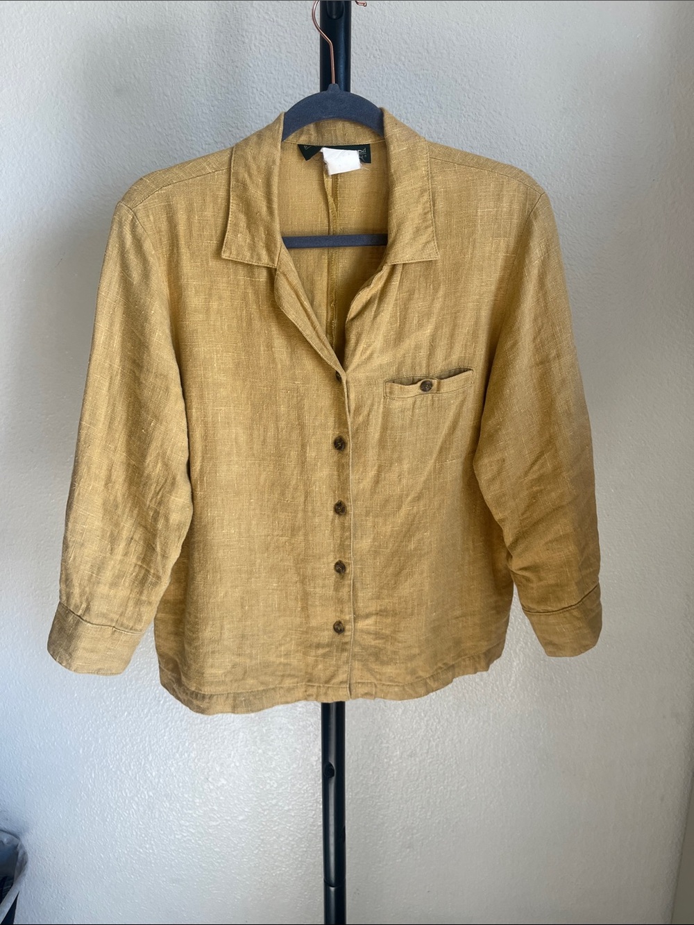Harve Benard Linen Button-Up in Mustard Yellow